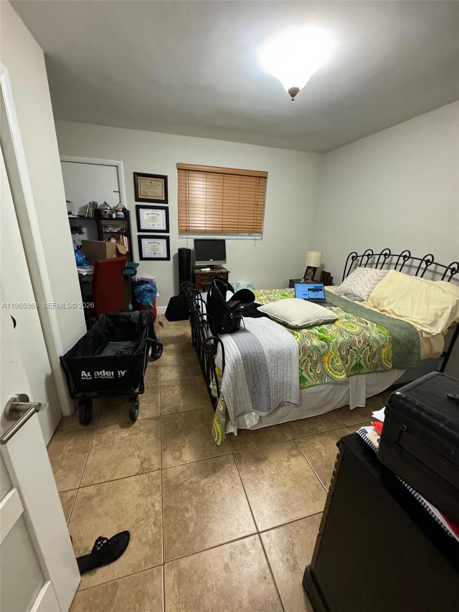 MILLER LAKE CONDO - Residential