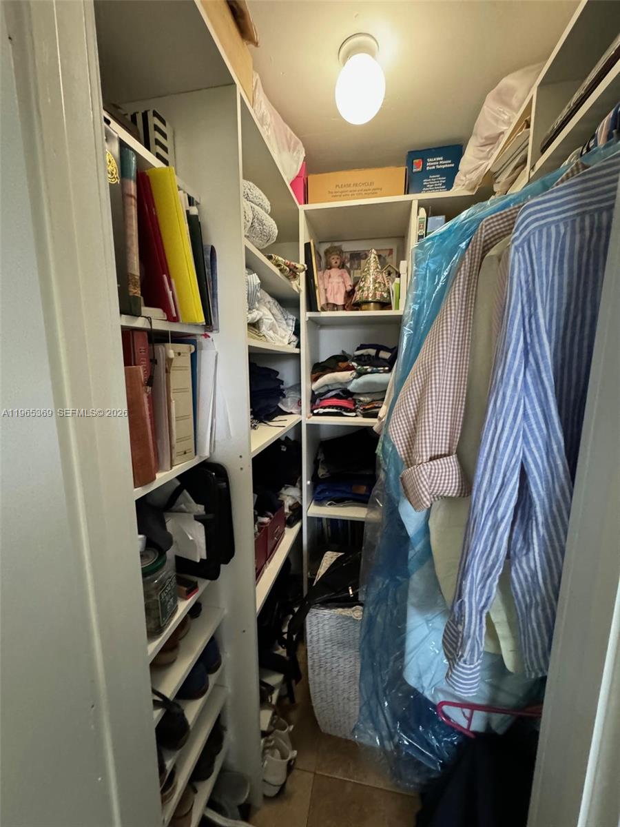 MILLER LAKE CONDO - Residential