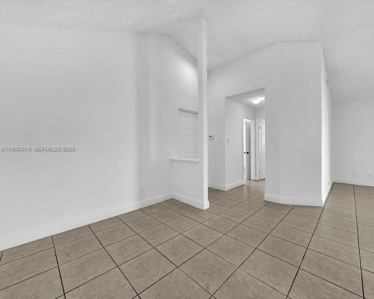 ROYAL PALM PLACE - Residential