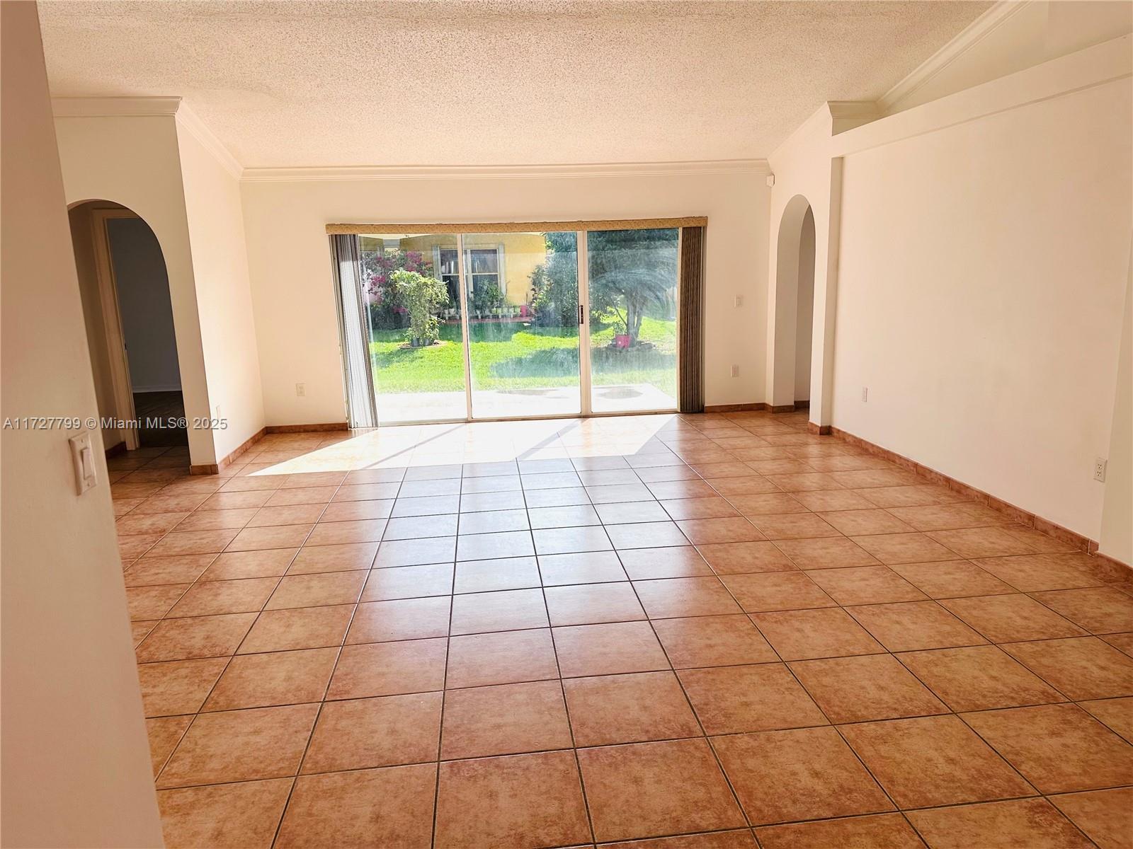 AMERITRAIL SECTION ONE - Residential Lease