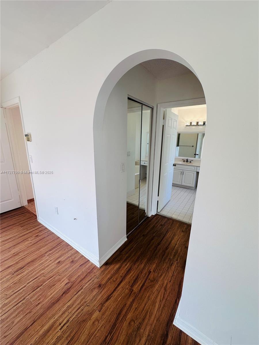 AMERITRAIL SECTION ONE - Residential Lease