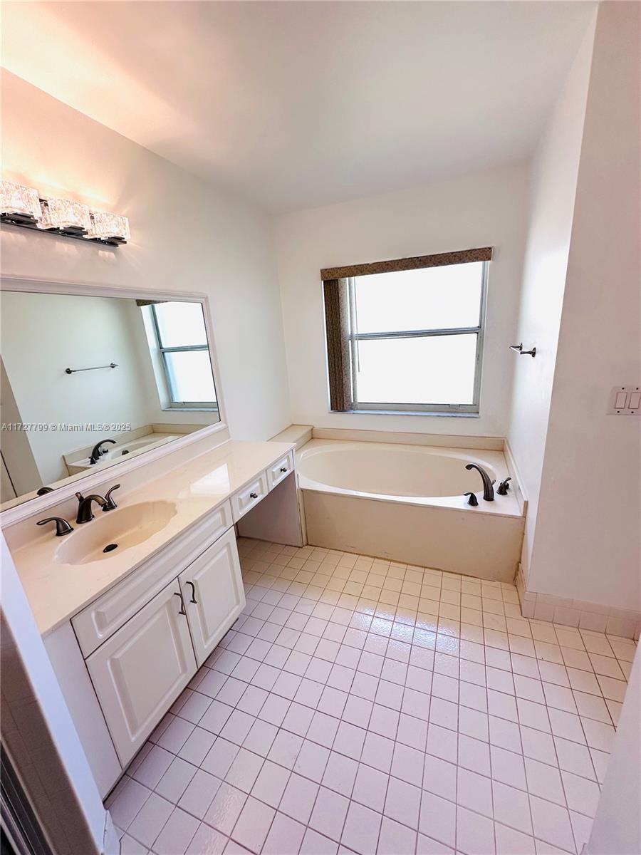 AMERITRAIL SECTION ONE - Residential Lease