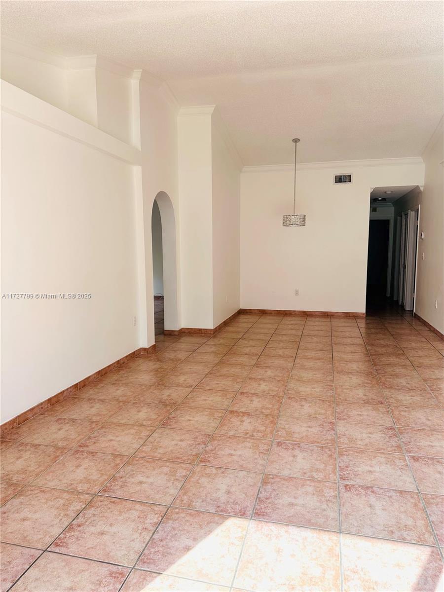 AMERITRAIL SECTION ONE - Residential Lease