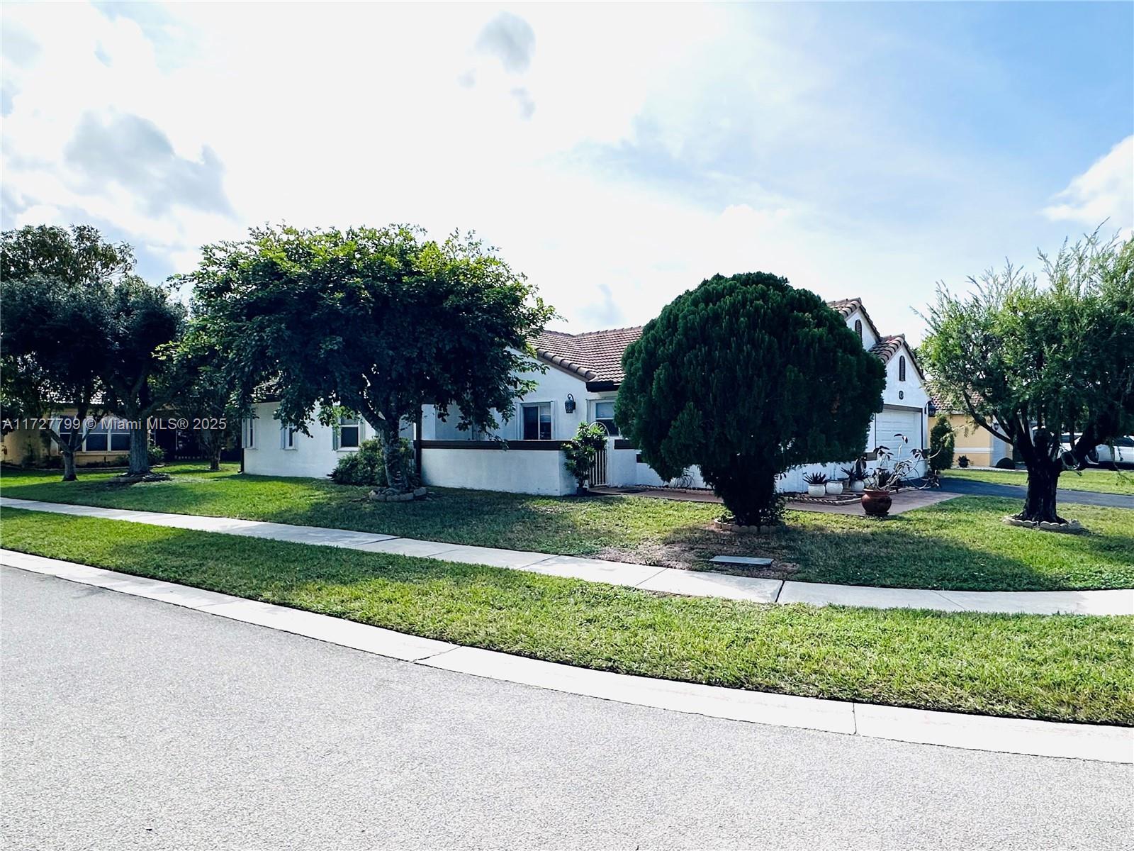 AMERITRAIL SECTION ONE - Residential Lease