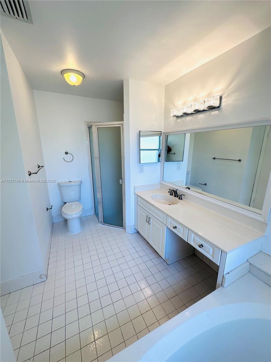 AMERITRAIL SECTION ONE - Residential Lease