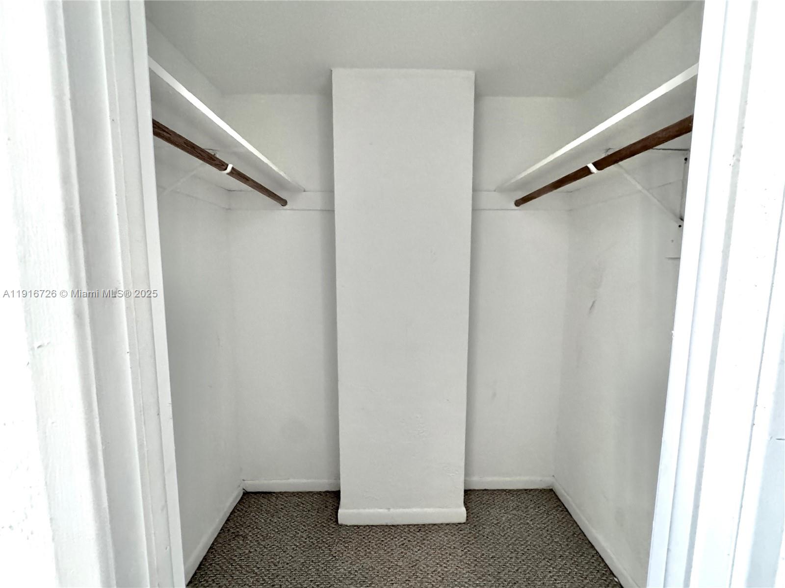 OCEANVIEW BUILDING A COND - Residential