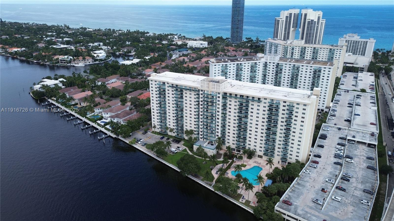 OCEANVIEW BUILDING A COND - Residential