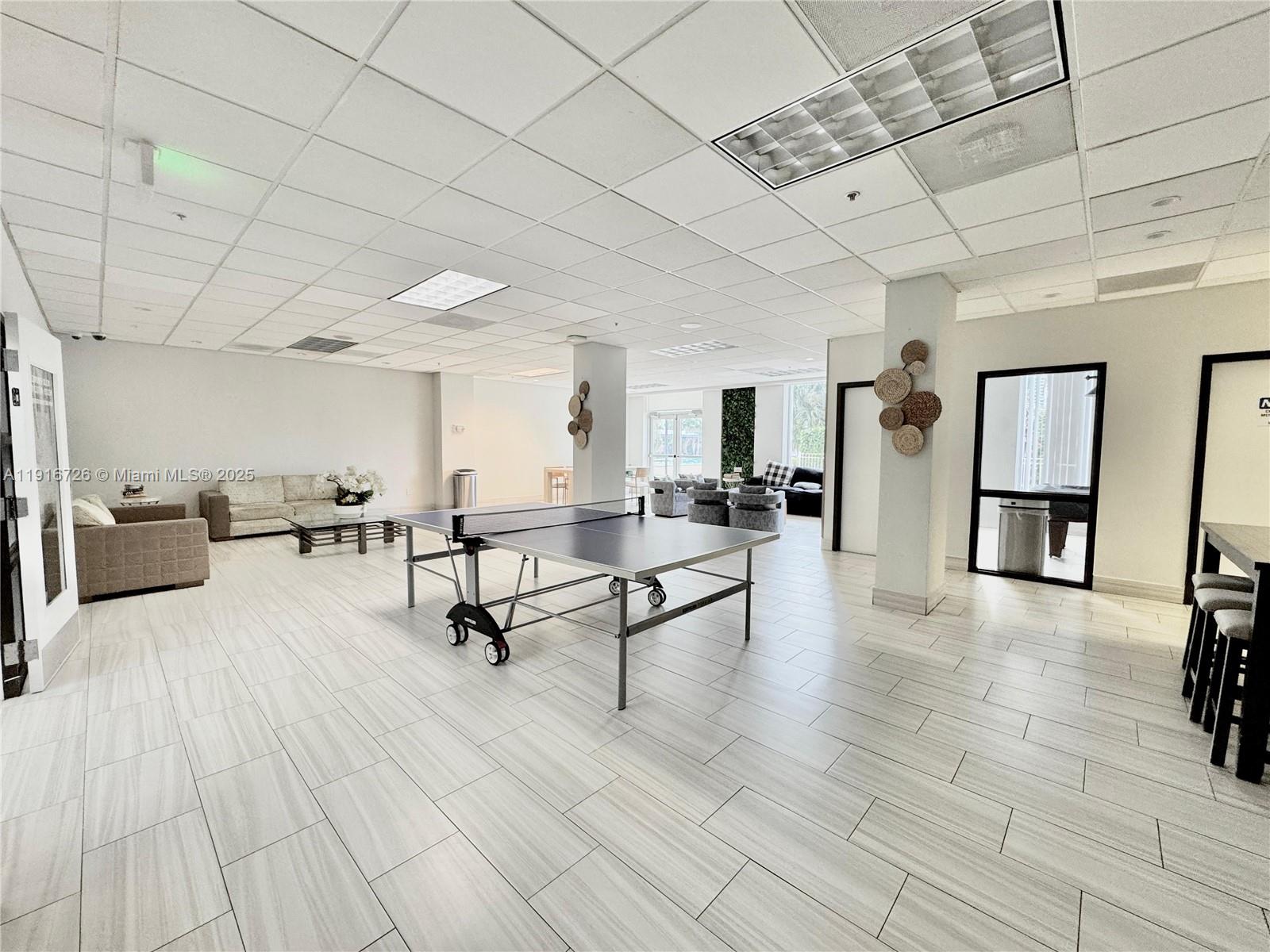 OCEANVIEW BUILDING A COND - Residential