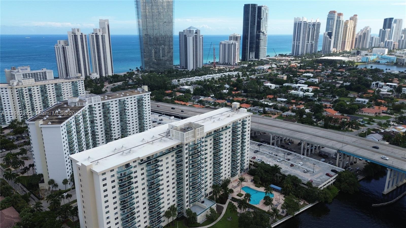 OCEANVIEW BUILDING A COND - Residential