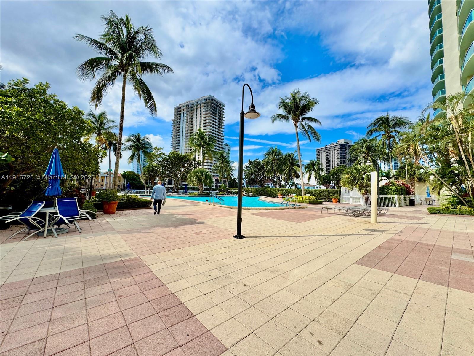 OCEANVIEW BUILDING A COND - Residential