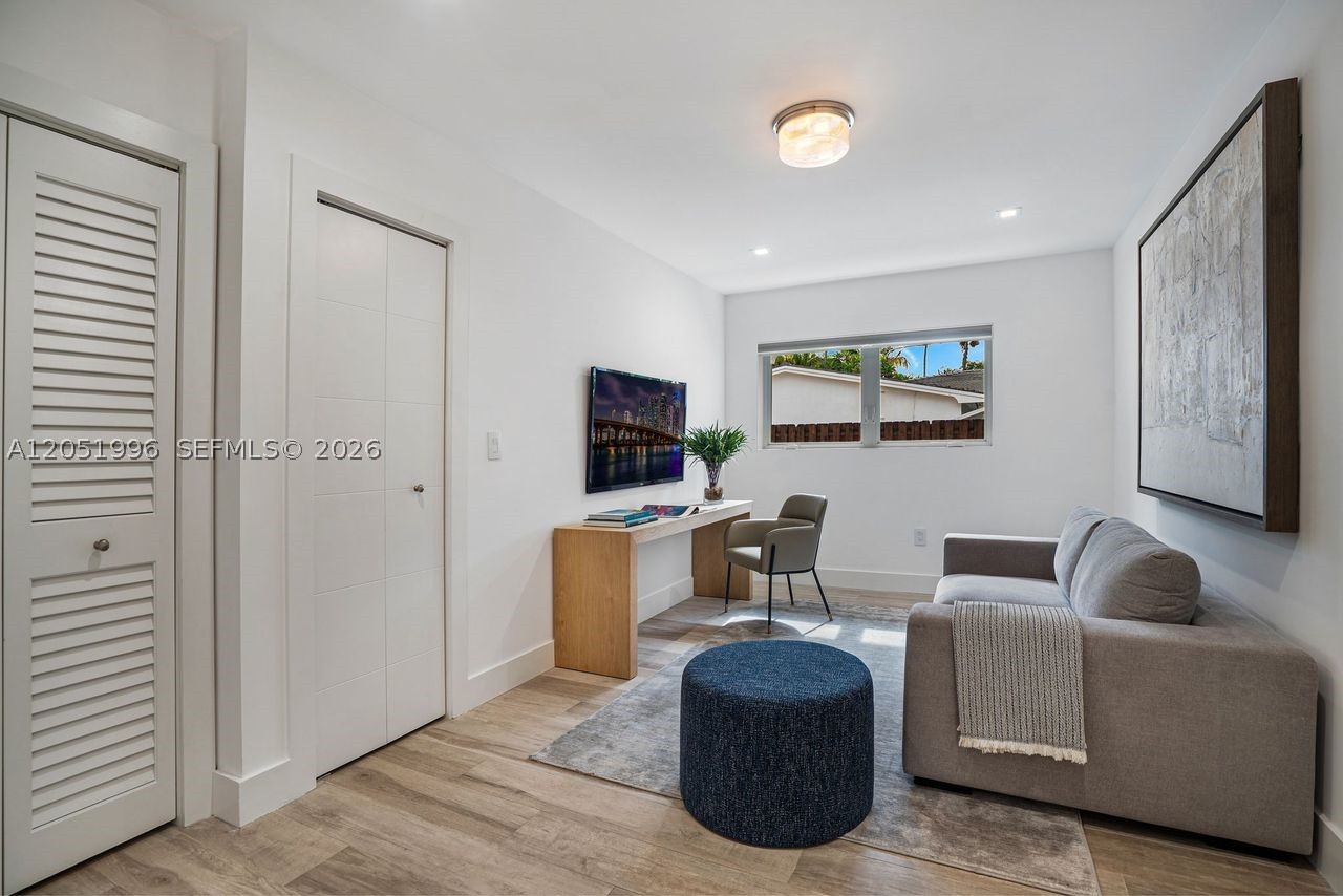 KINGS BAY SUB - Residential