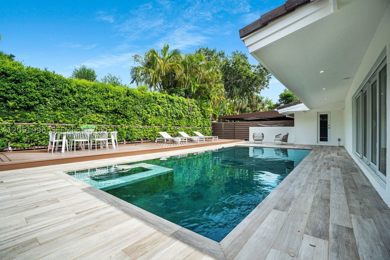 KINGS BAY SUB - Residential