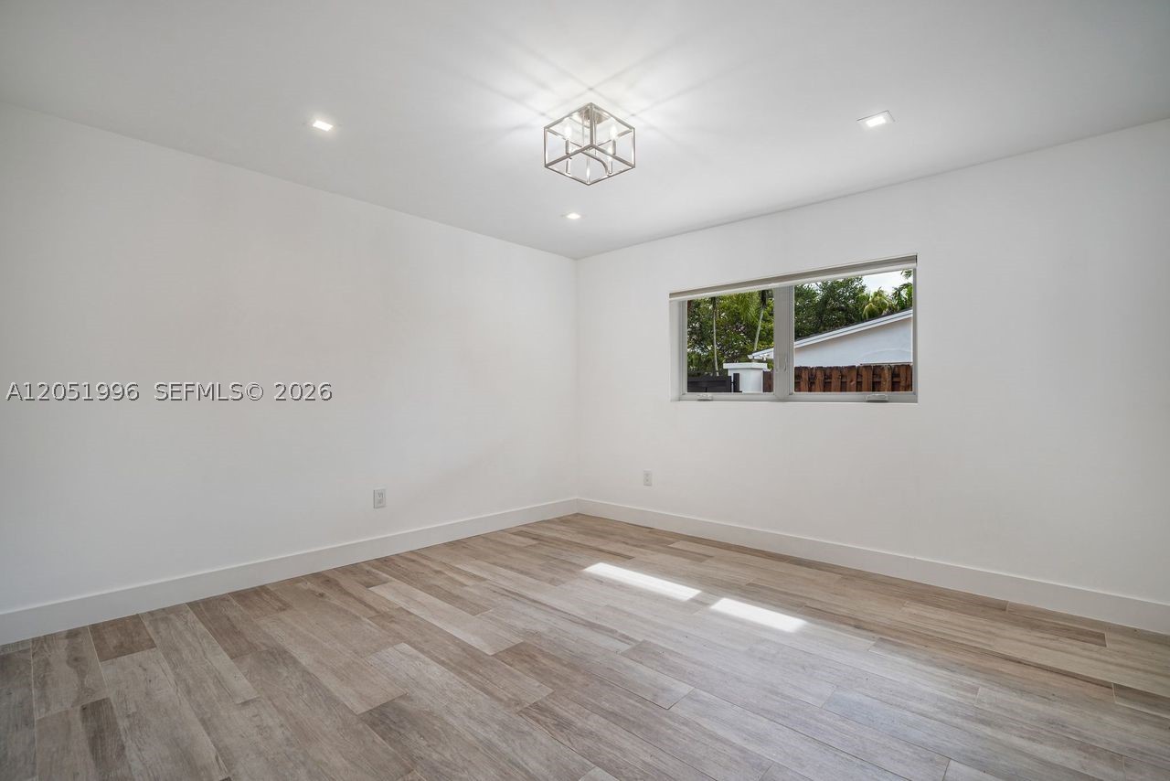 KINGS BAY SUB - Residential