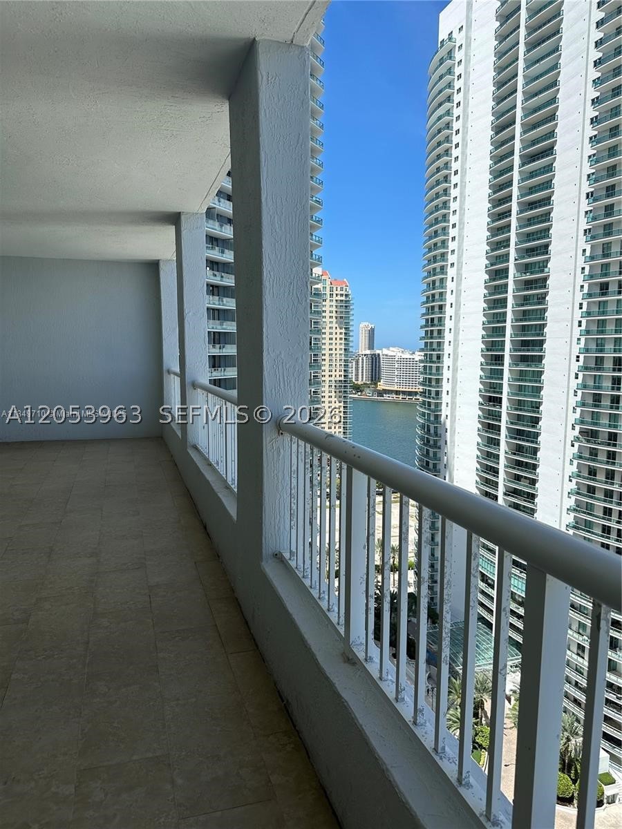 THE SAIL CONDO - Residential