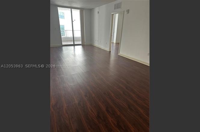 THE SAIL CONDO - Residential