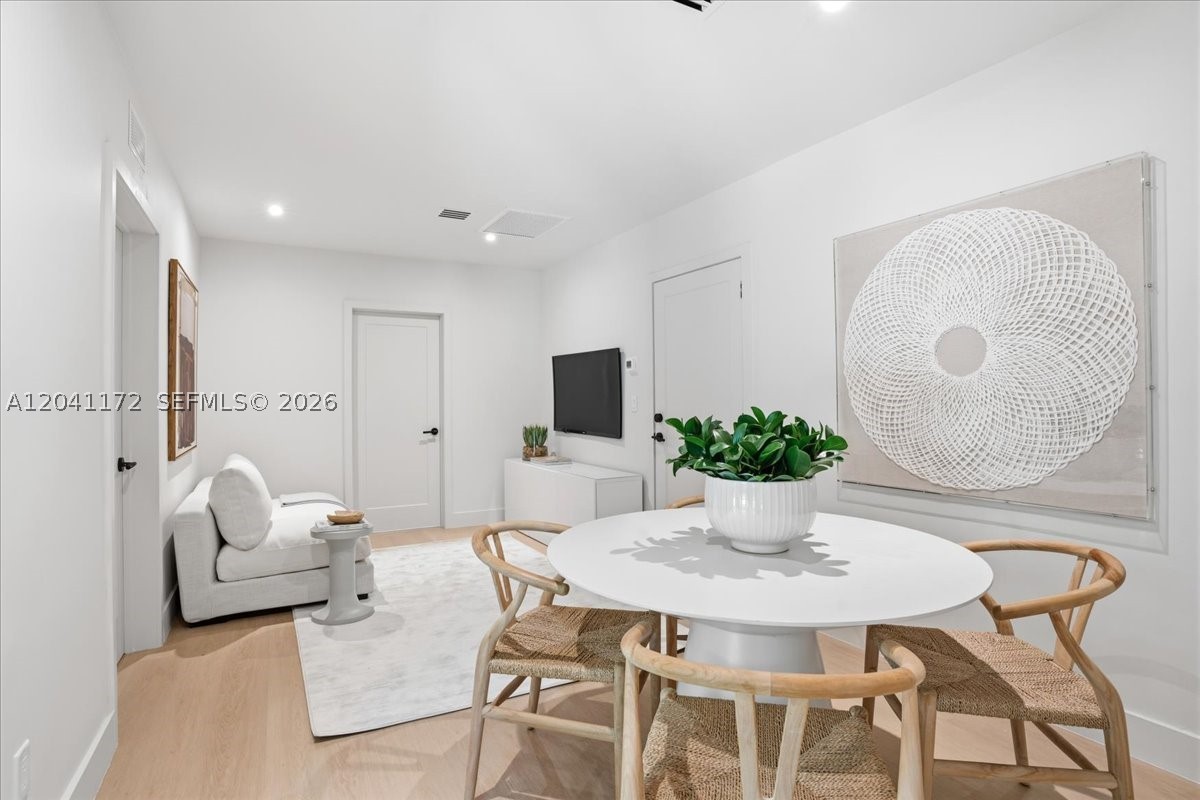 BILTMORE HEIGHTS REV - Residential