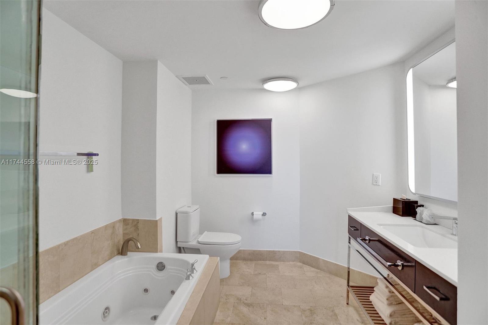 FONTAINEBLEAU II TRESOR - Residential