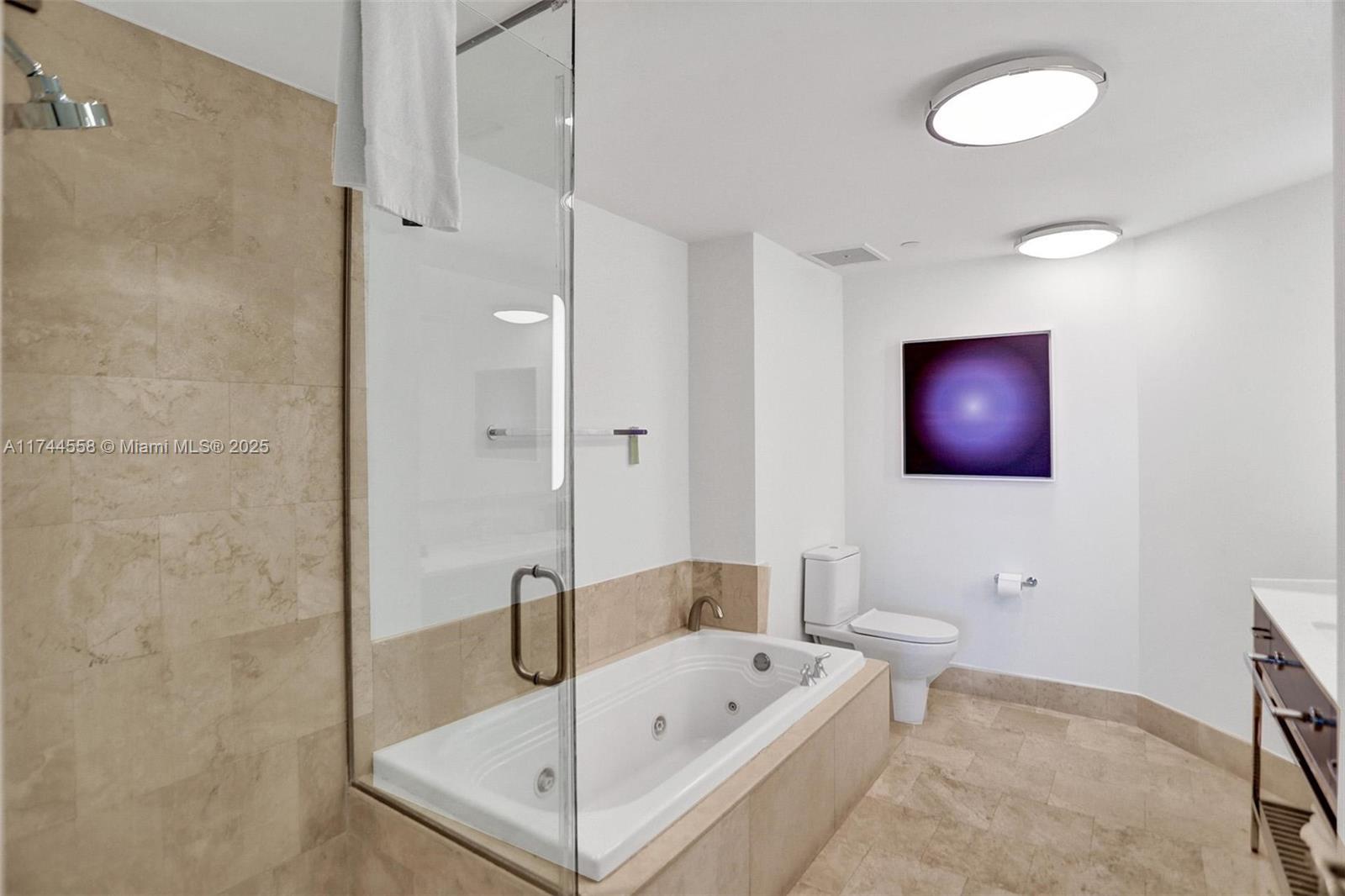 FONTAINEBLEAU II TRESOR - Residential