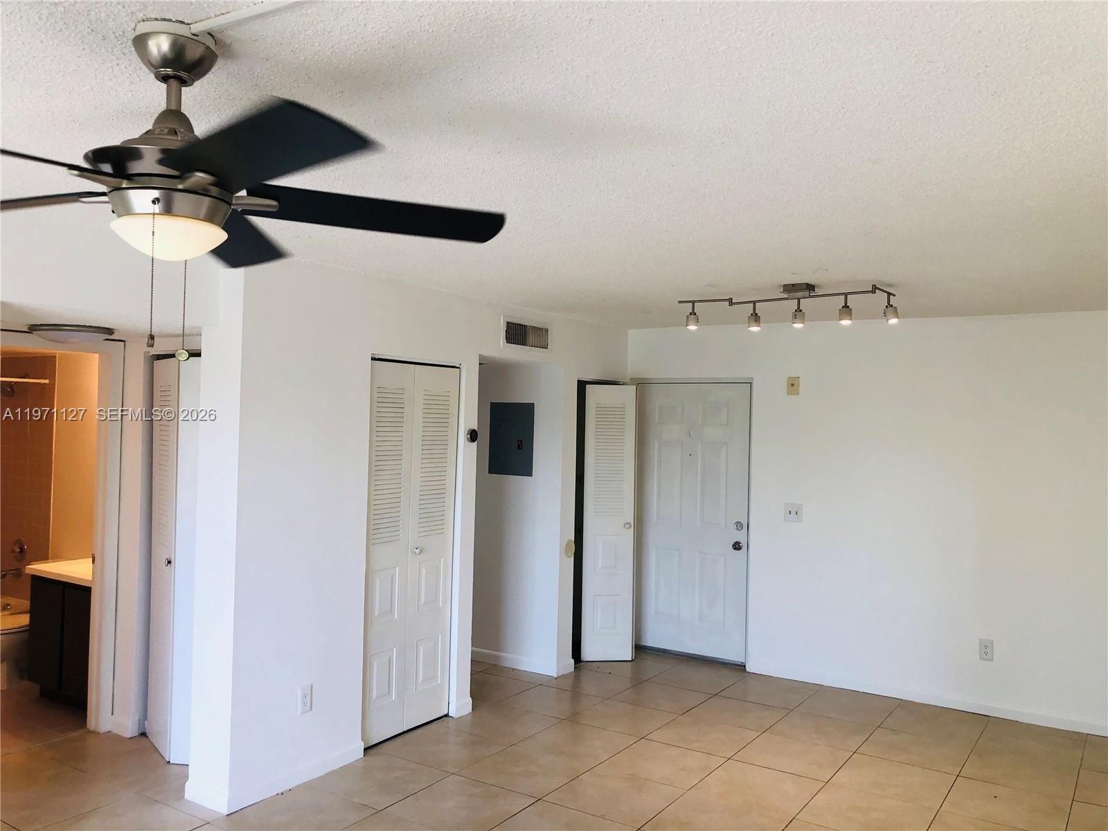 SAGA BAY GARDENS CONDO - Residential