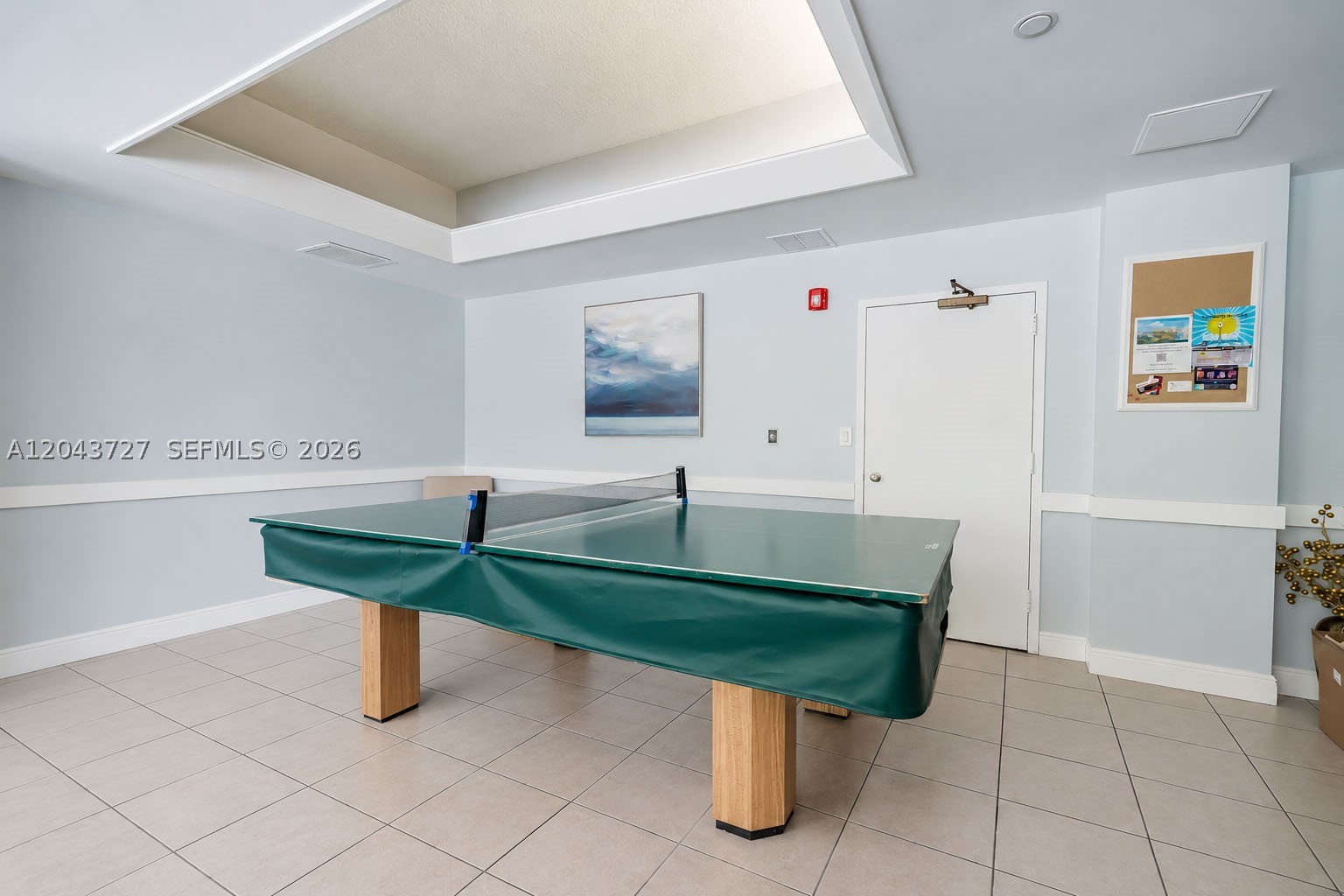 VOYAGER CONDO - Residential