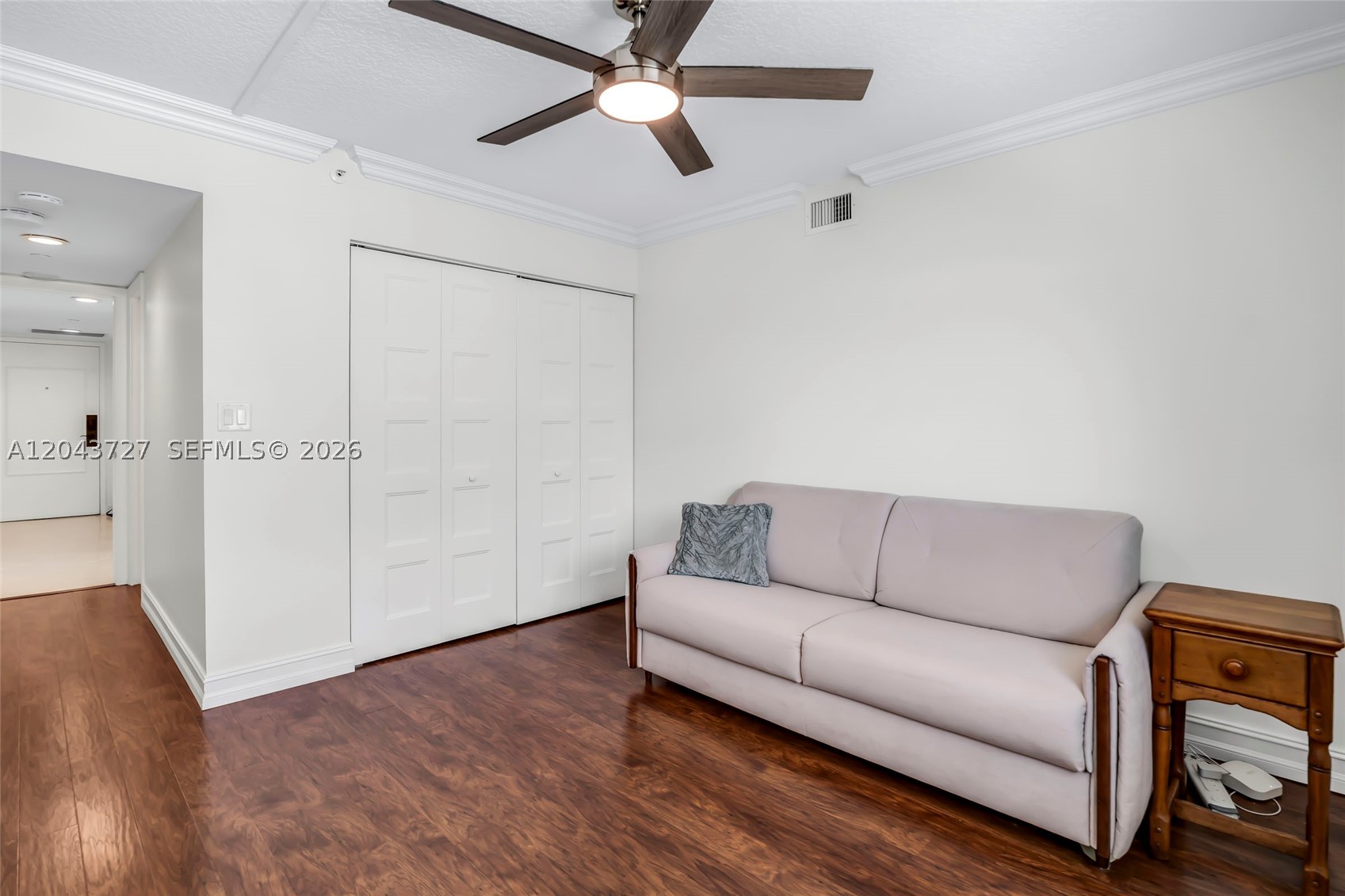 VOYAGER CONDO - Residential