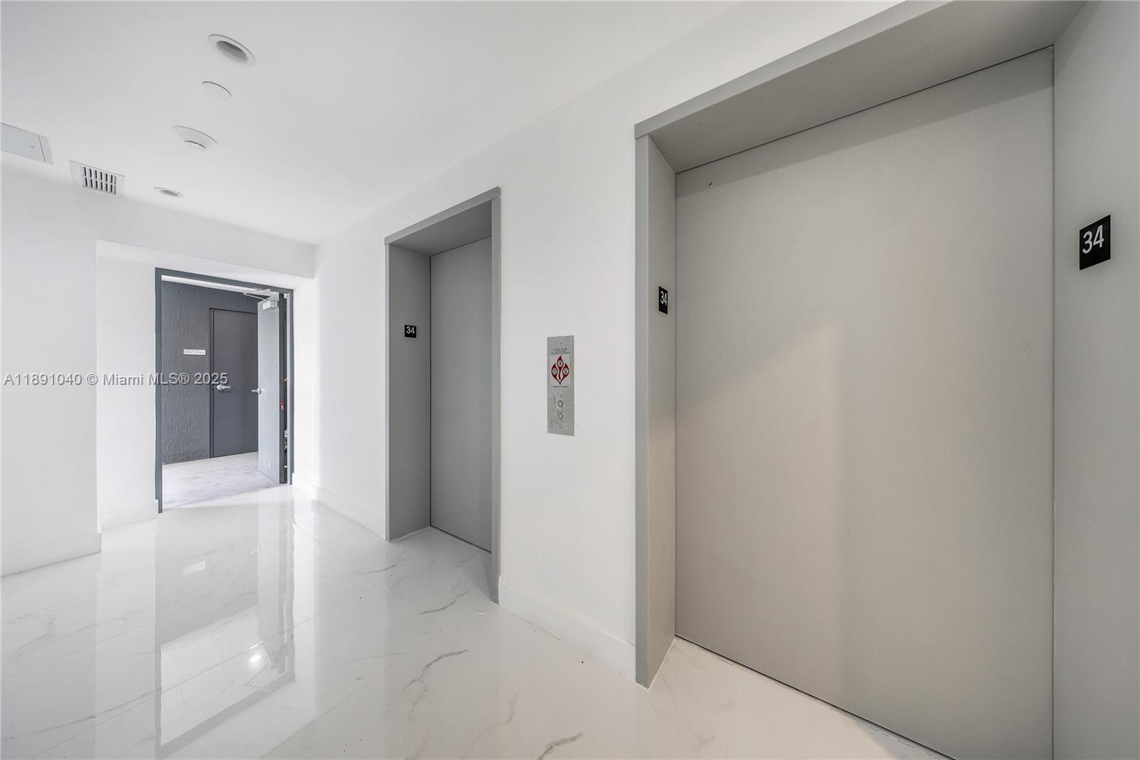ARIA RESERVE SOUTH - Residential