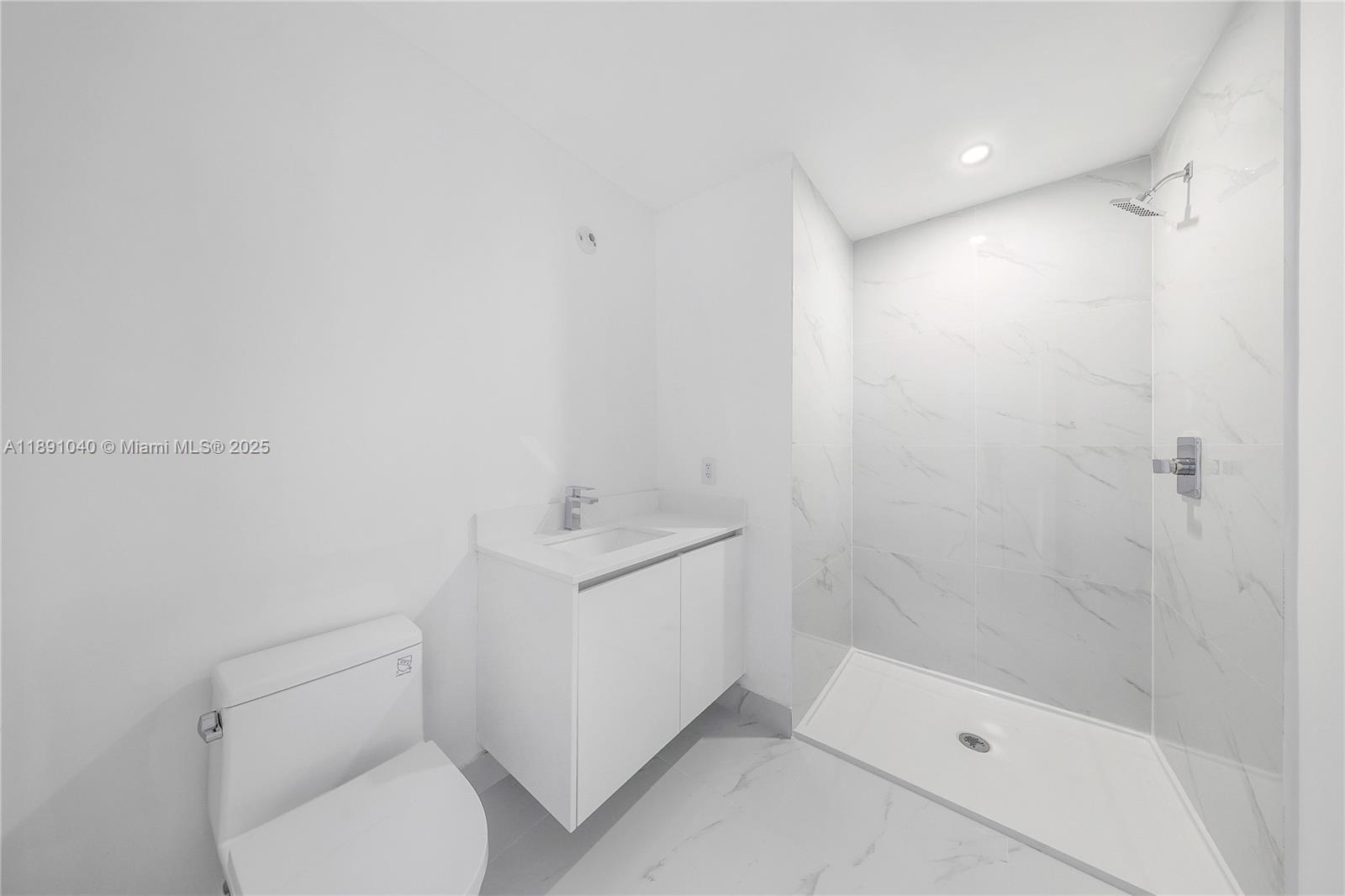 ARIA RESERVE SOUTH - Residential