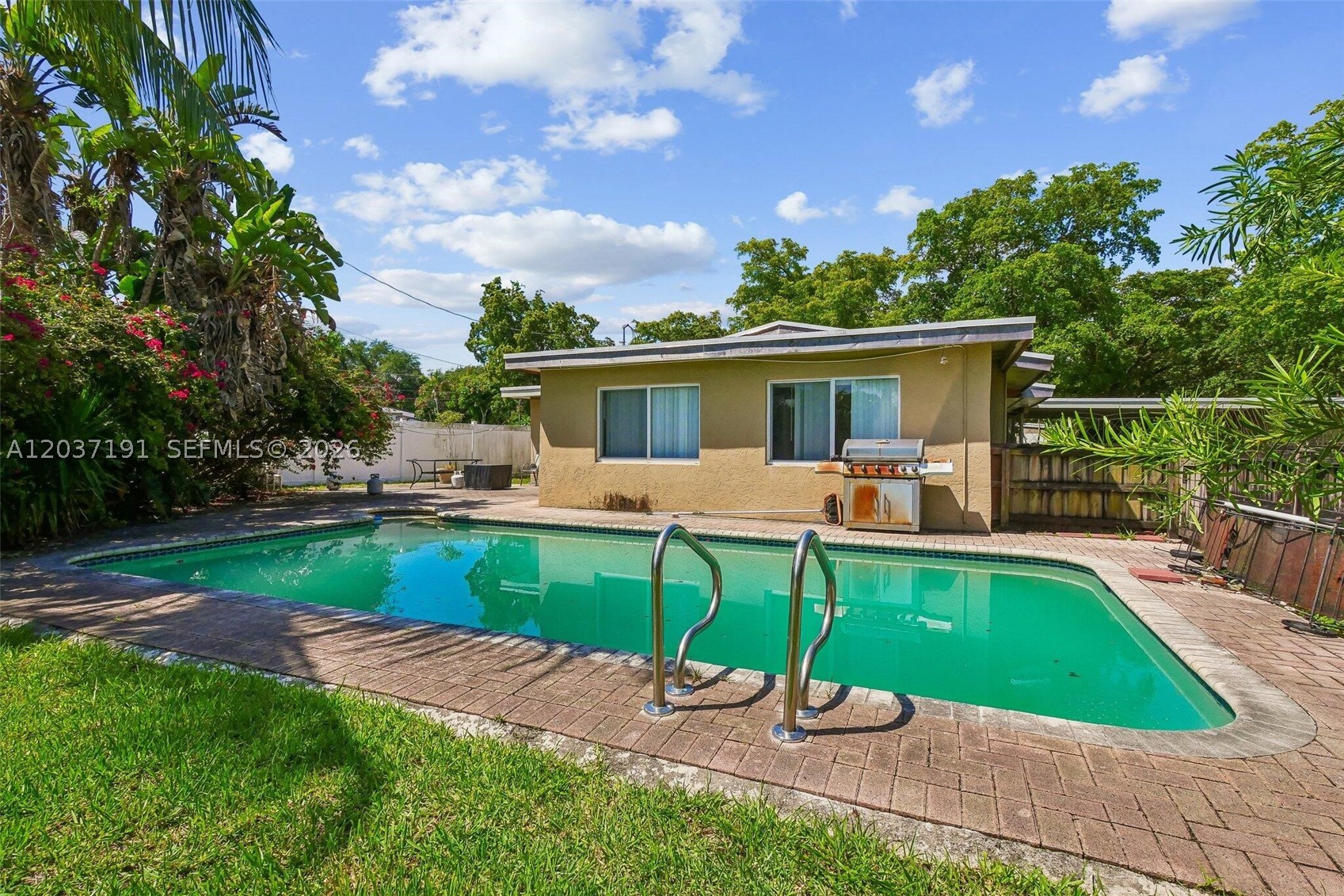 LAWN ACRES 36-3 B - Residential