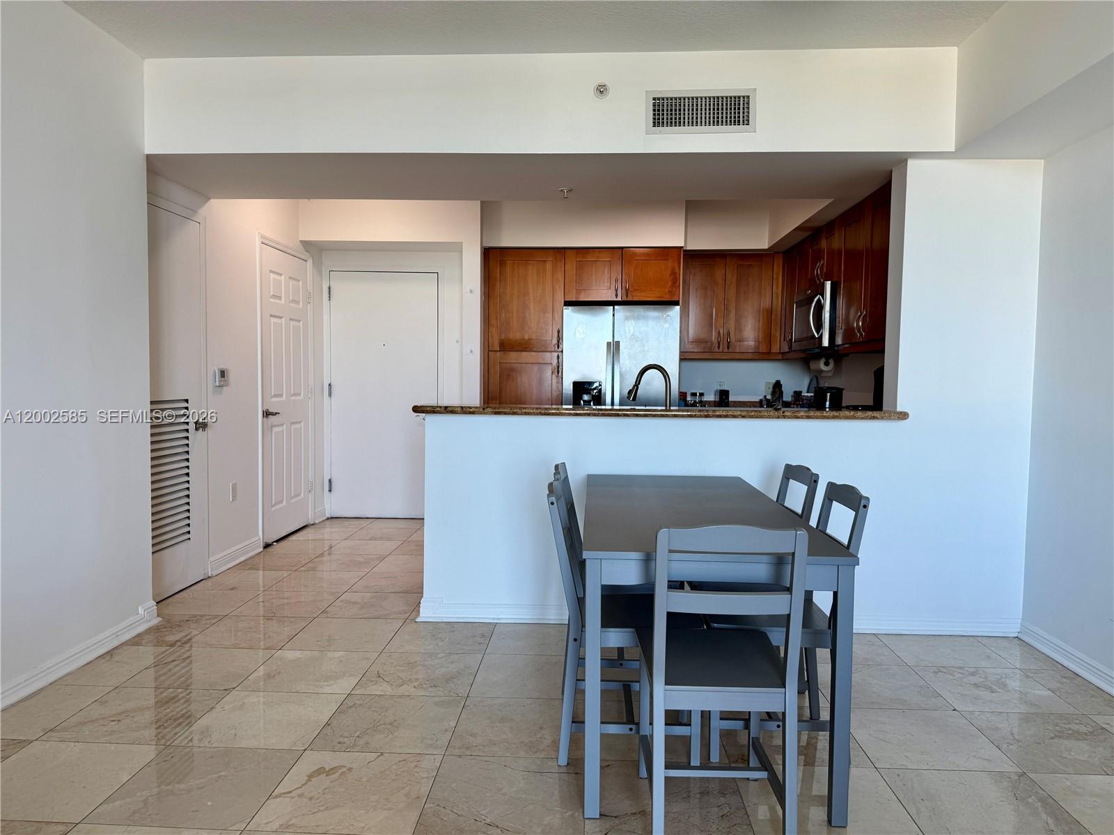 DUO CONDOMINIUM WEST - Residential