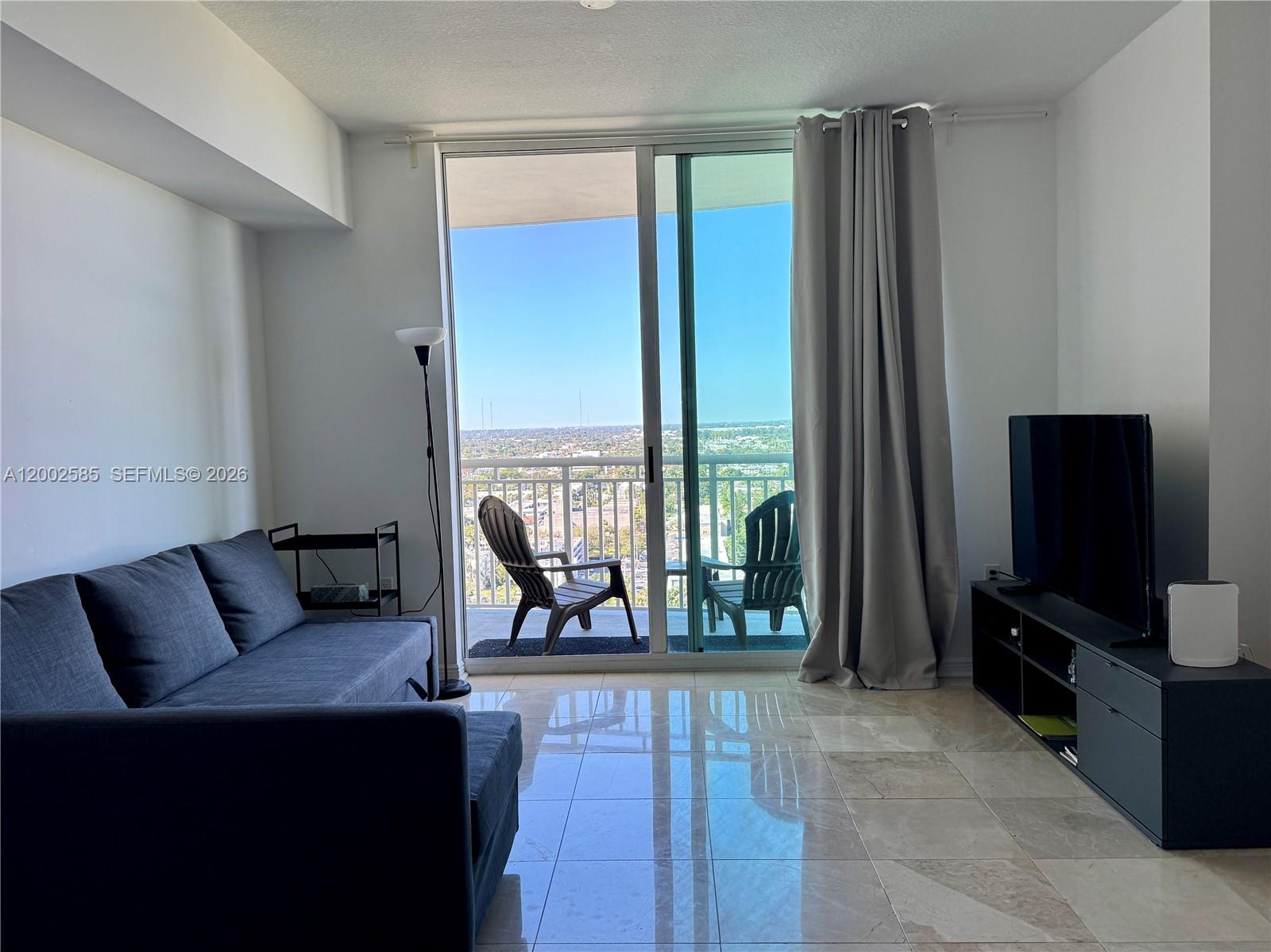 DUO CONDOMINIUM WEST - Residential