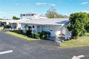 SHERIDAN LAKES CONDO HOUS - Residential