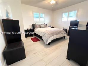 SHERIDAN LAKES CONDO HOUS - Residential