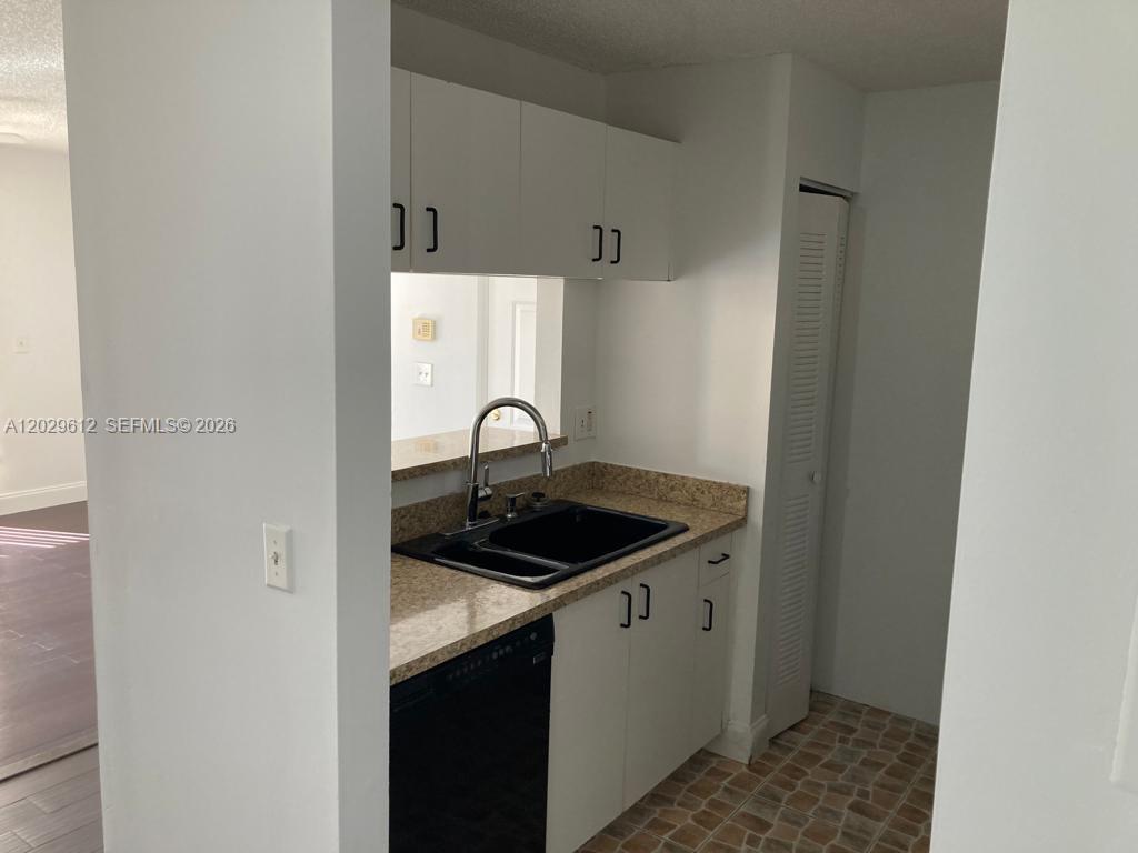 MILANO CONDO - Residential Lease