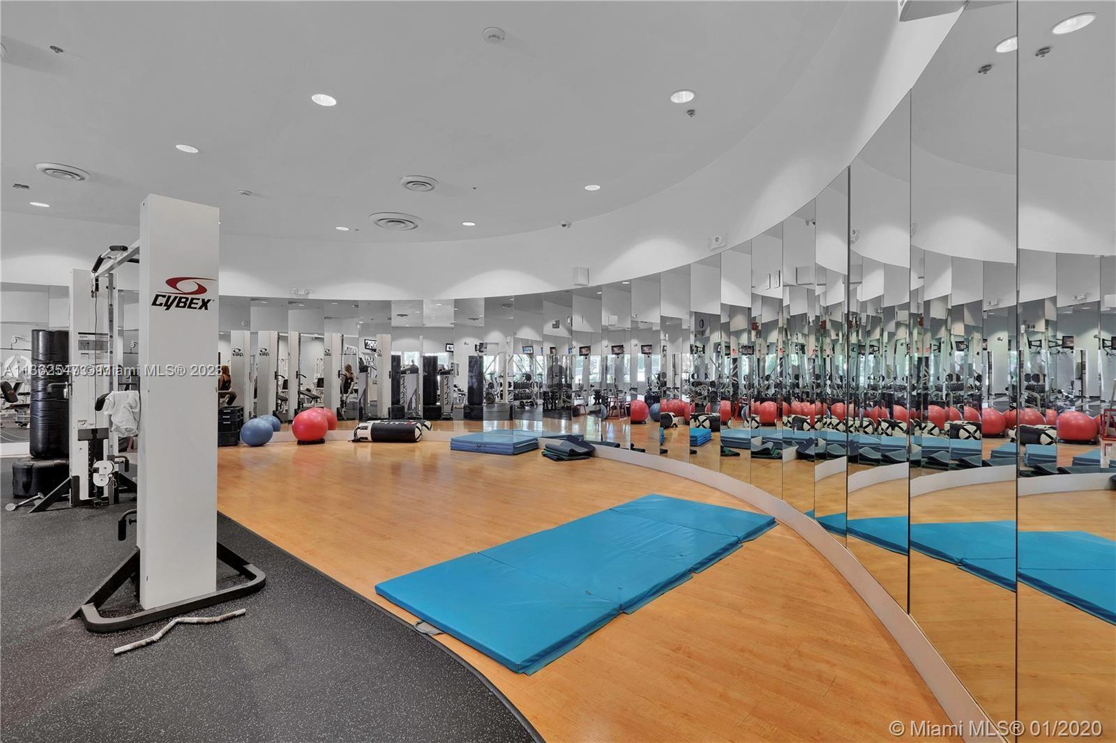 5600 CONDO - Residential Lease