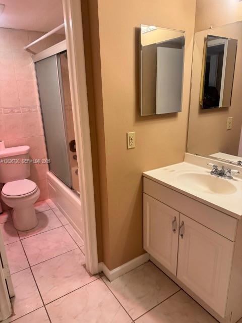 LAKES OF INVERRARY CONDO - Residential Lease