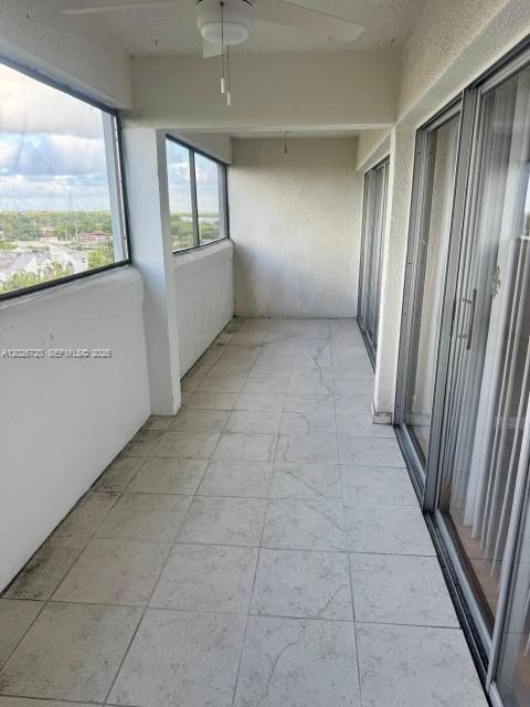 LAKES OF INVERRARY CONDO - Residential Lease
