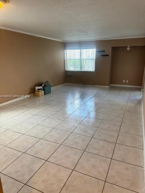 LAKES OF INVERRARY CONDO - Residential Lease