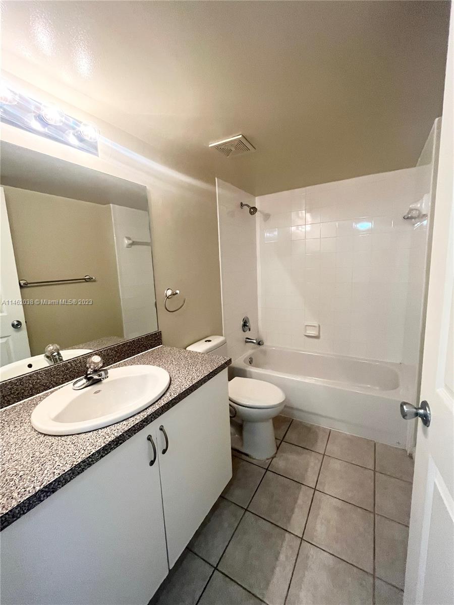 EVERGREEN LAKES CONDO - Residential Lease