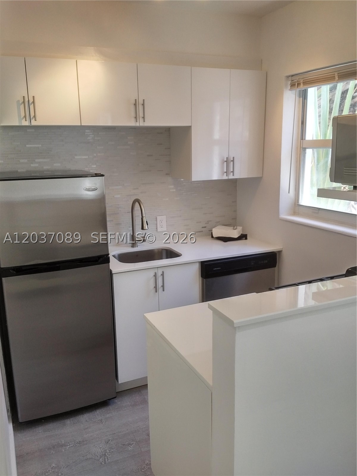 WALLIAN CO-OP APTS INC - Residential Lease