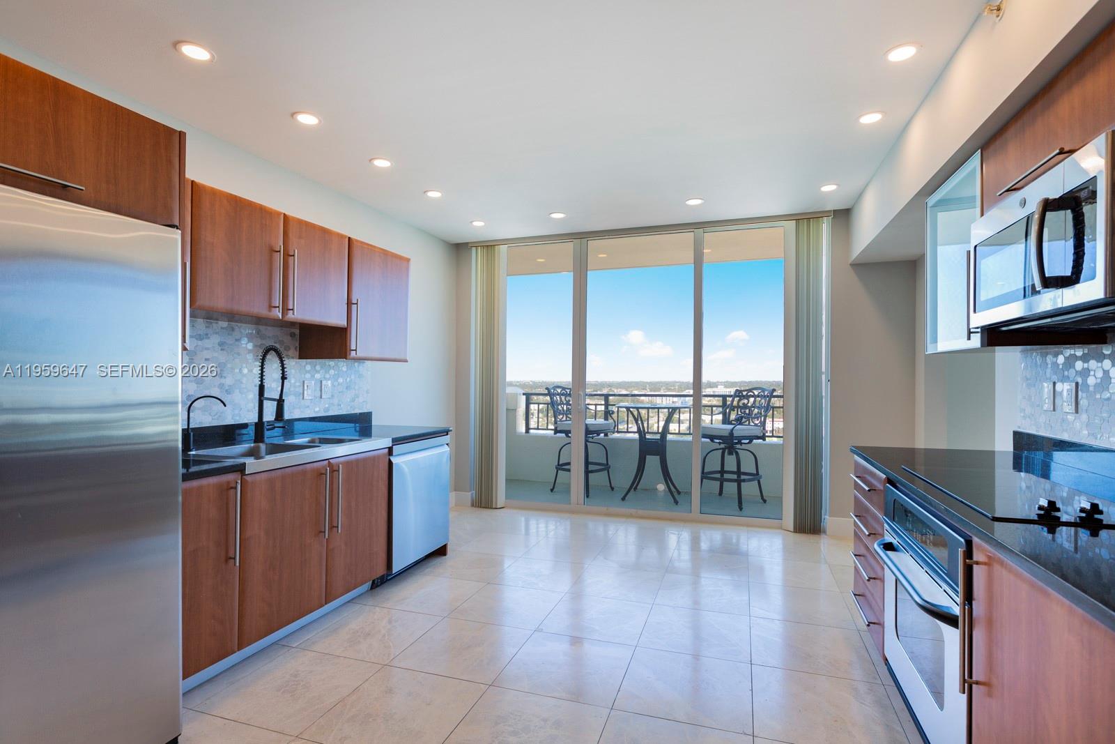 SYMPHONY NORTH CONDO - Residential