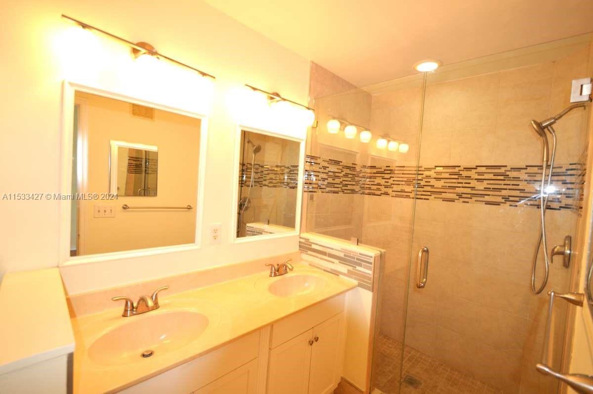 PELICAN POINTE - Residential Lease