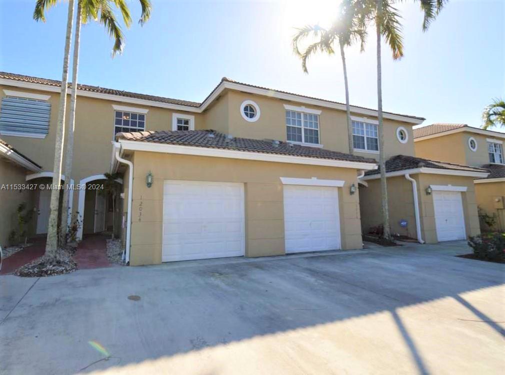 PELICAN POINTE - Residential Lease