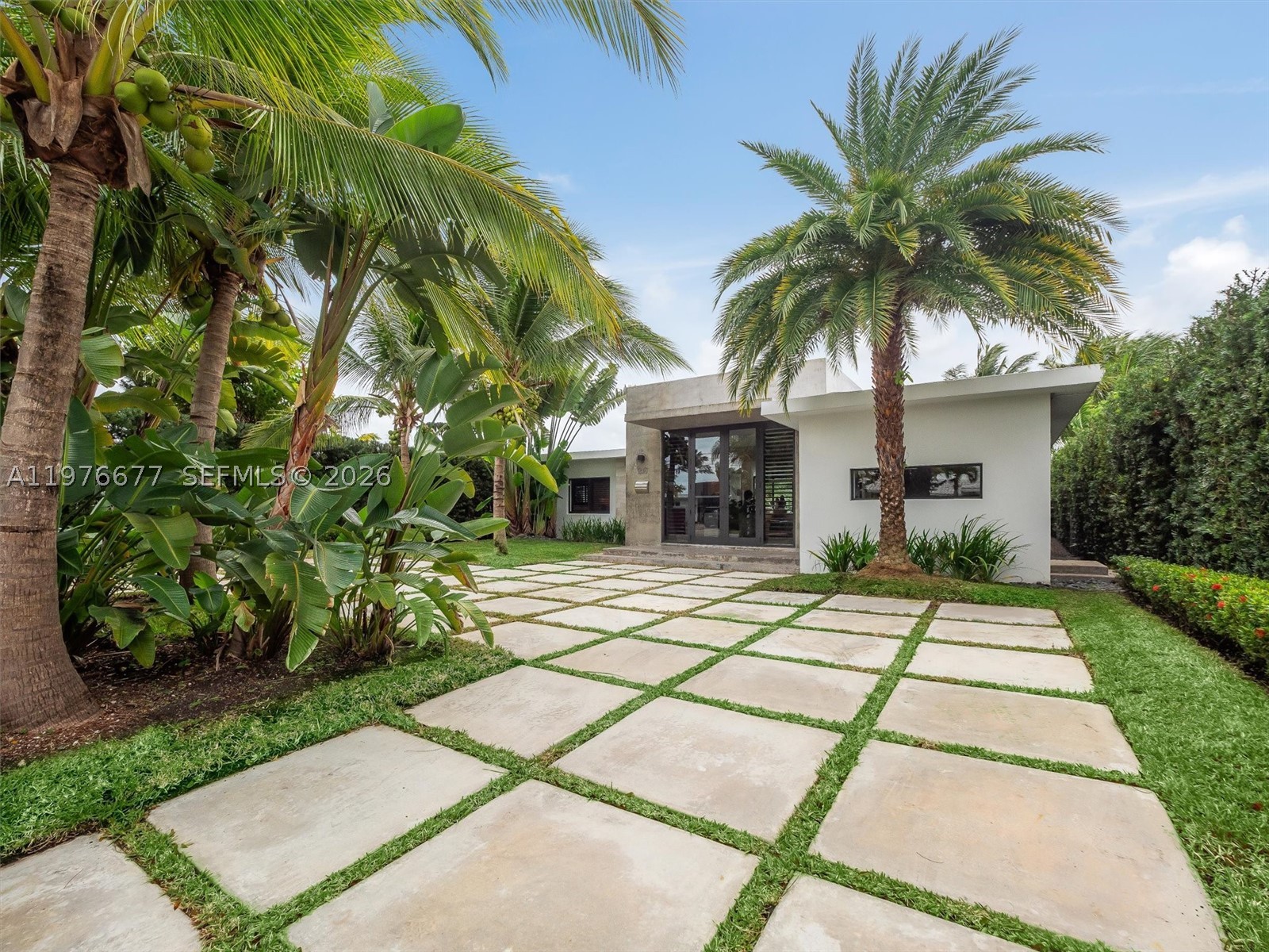 BISCAYNE POINT - Residential
