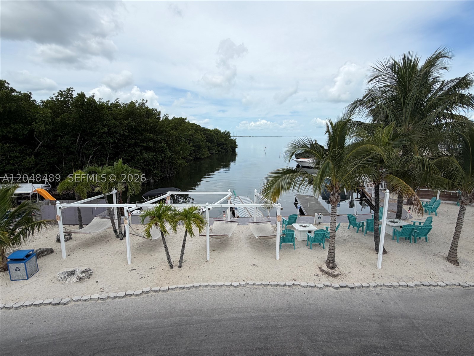CALUSA CAMPGROUND - Land