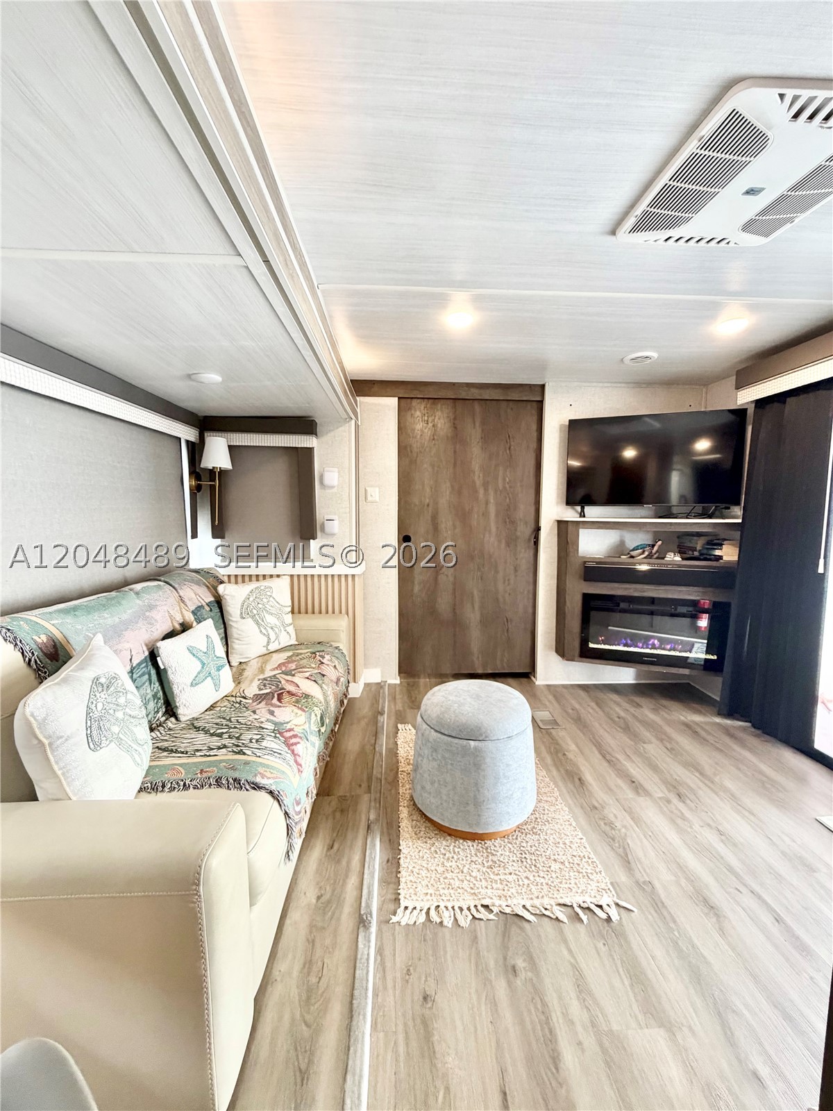 CALUSA CAMPGROUND - Land