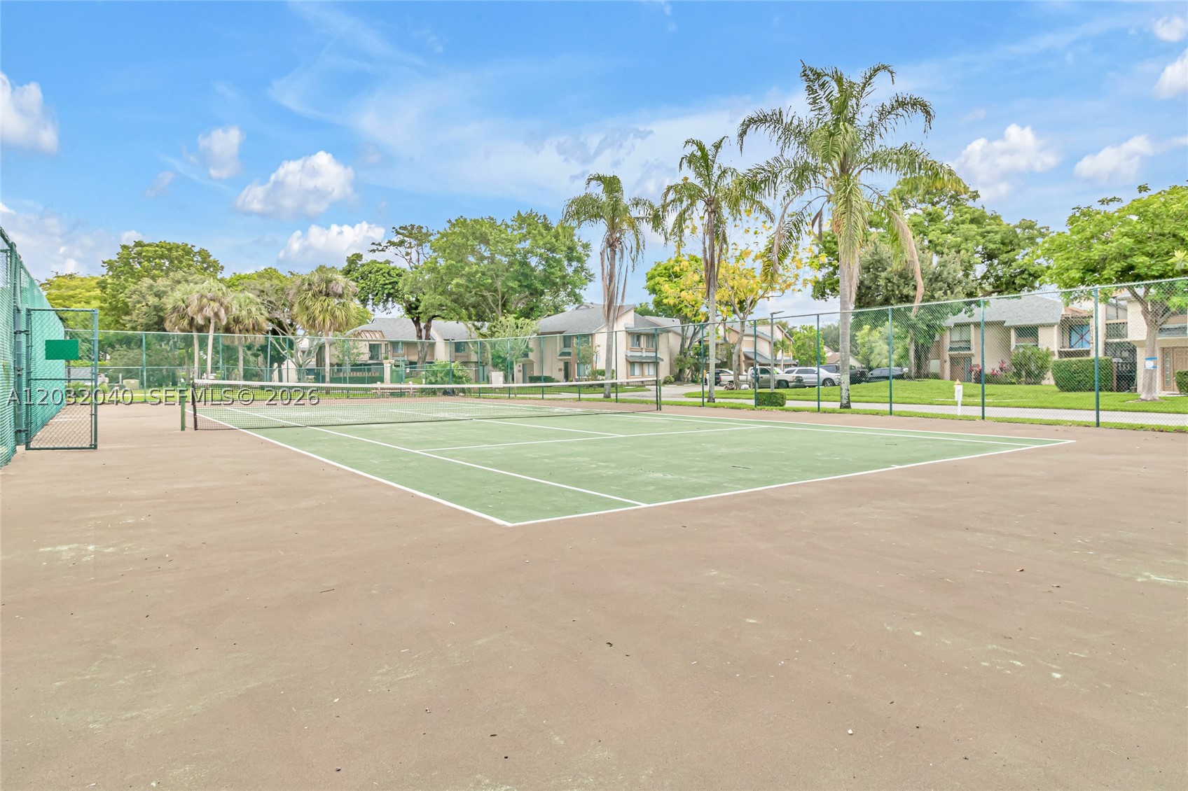 WIMBLEDON AT JACARANDA CO - Residential