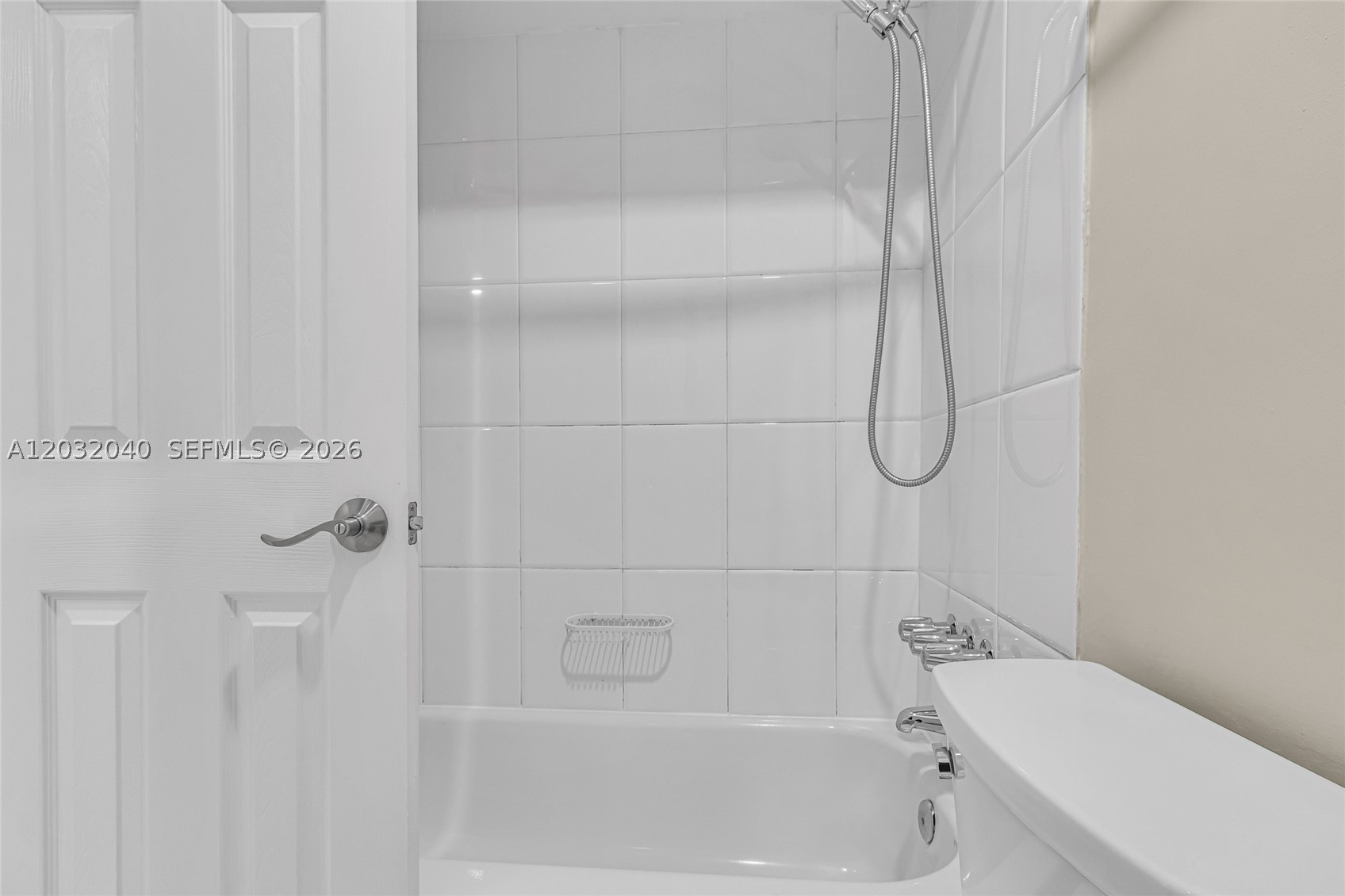 WIMBLEDON AT JACARANDA CO - Residential