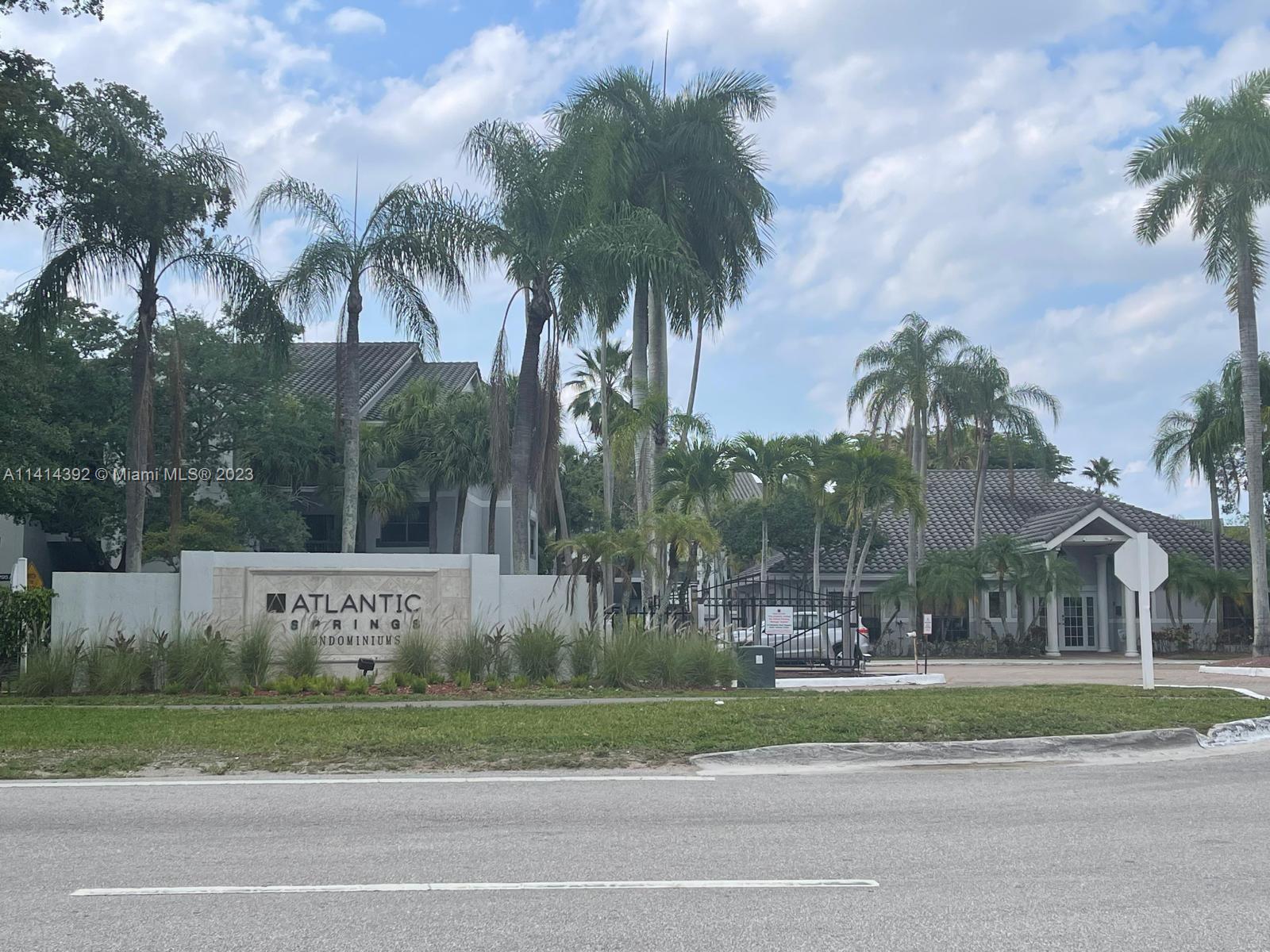 Apartment is located on the first floor , 2 bed, 2 baths. NEW appliances, in-unit washer and dryer. Amenities, including tennis courts, pools, hot tub ,fitness center, playground, clubhouse. Equal Housing Opportunity.