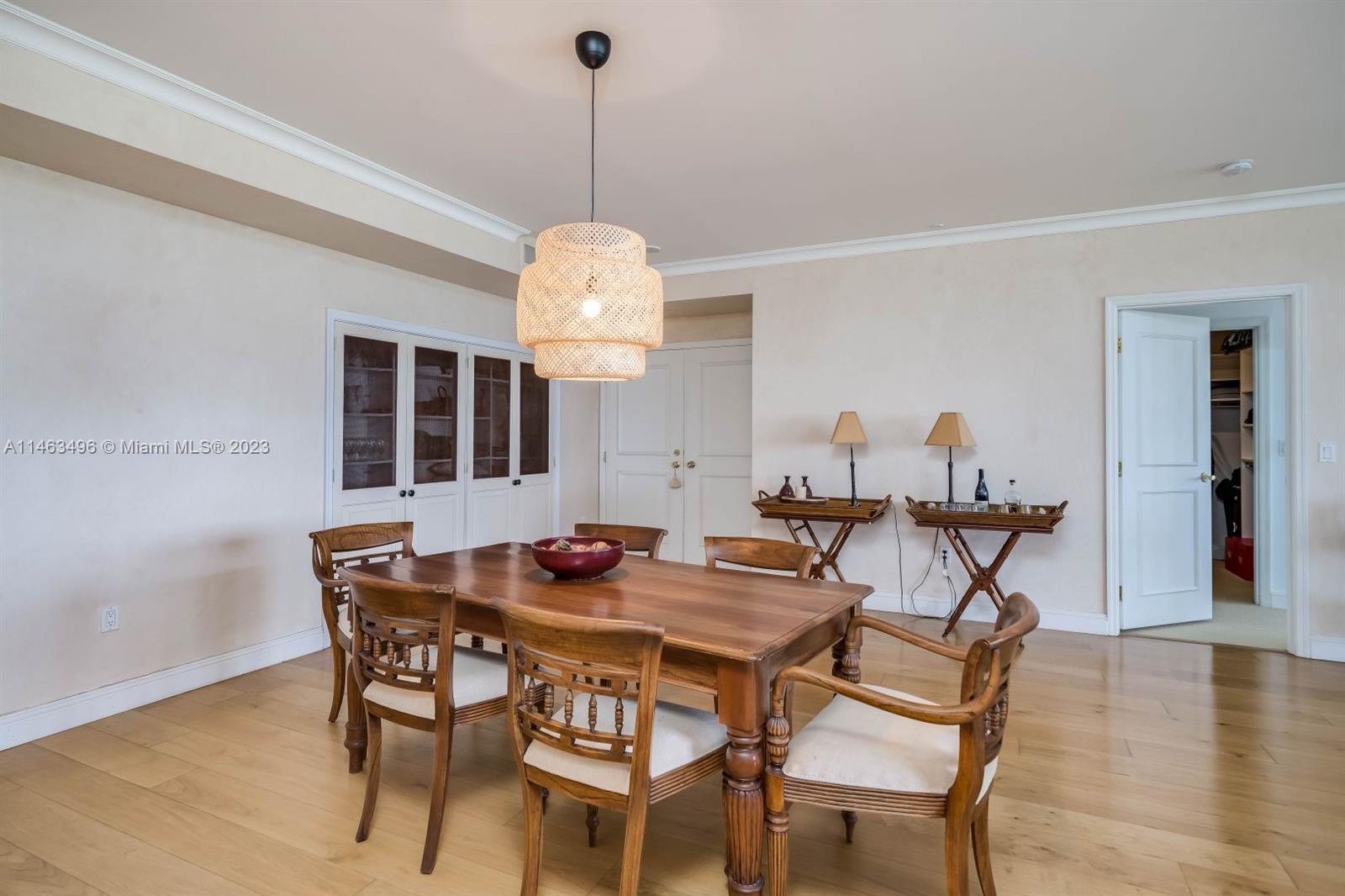 MAJESTIC TOWER - Residential Lease