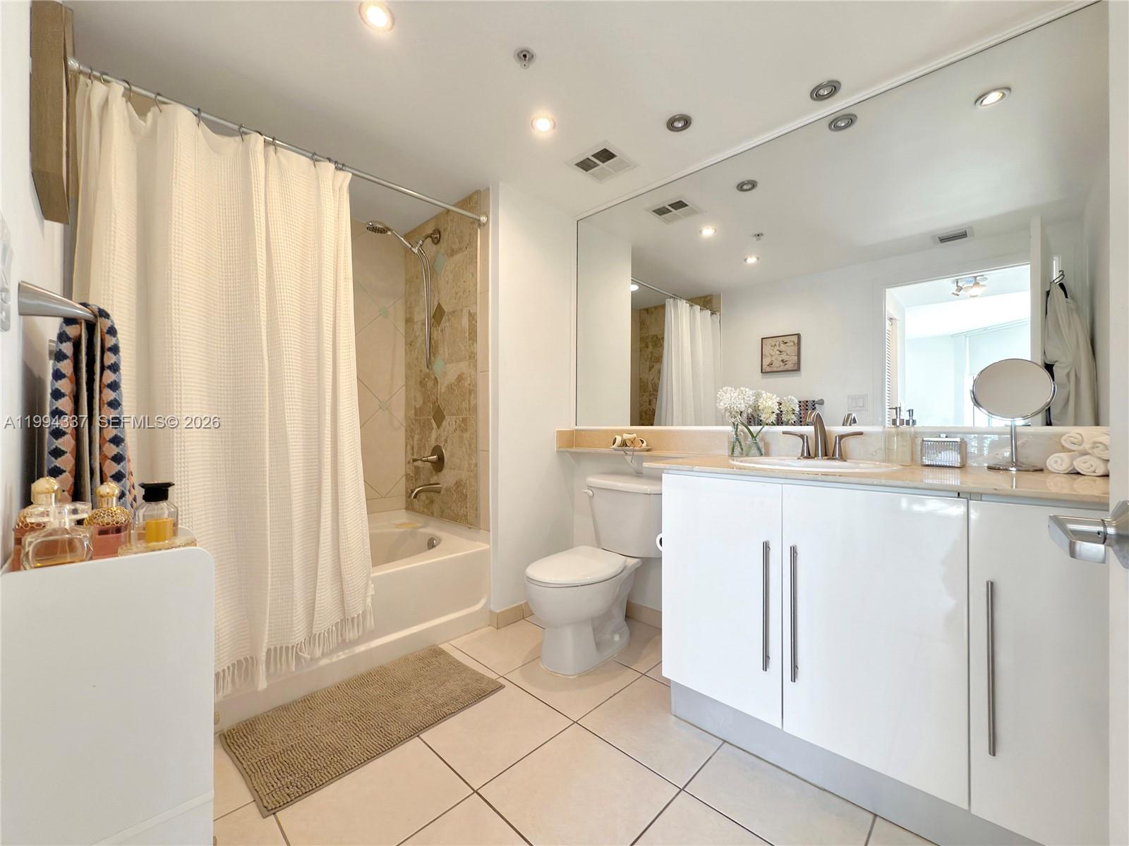 ONE MIAMI EAST CONDO - Residential Lease